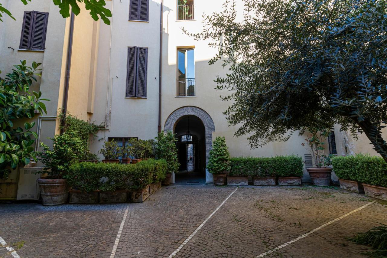 Quiet Trevi Fountain Apartment With Patio And Backyard Roma Exterior foto