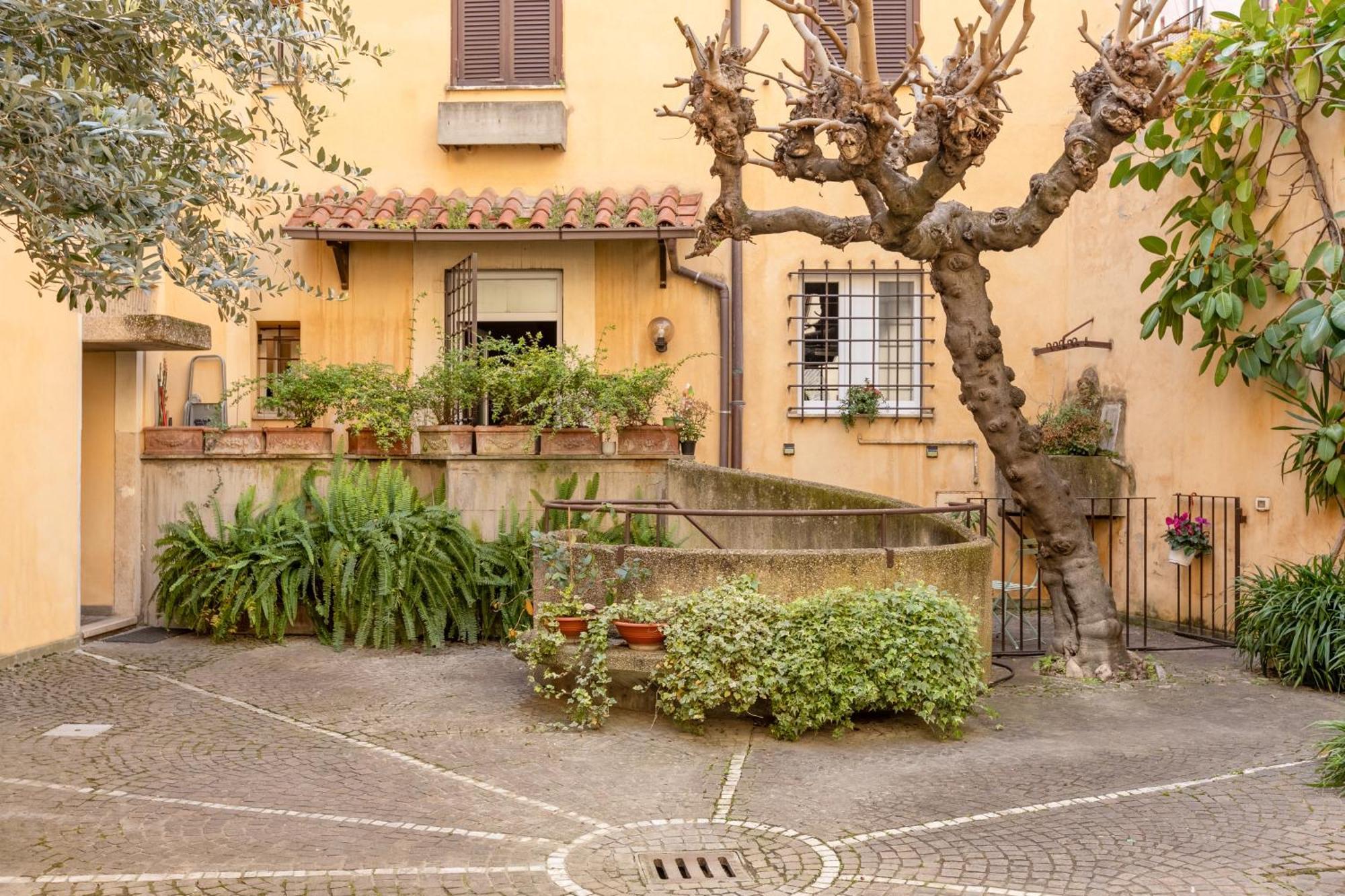 Quiet Trevi Fountain Apartment With Patio And Backyard Roma Exterior foto