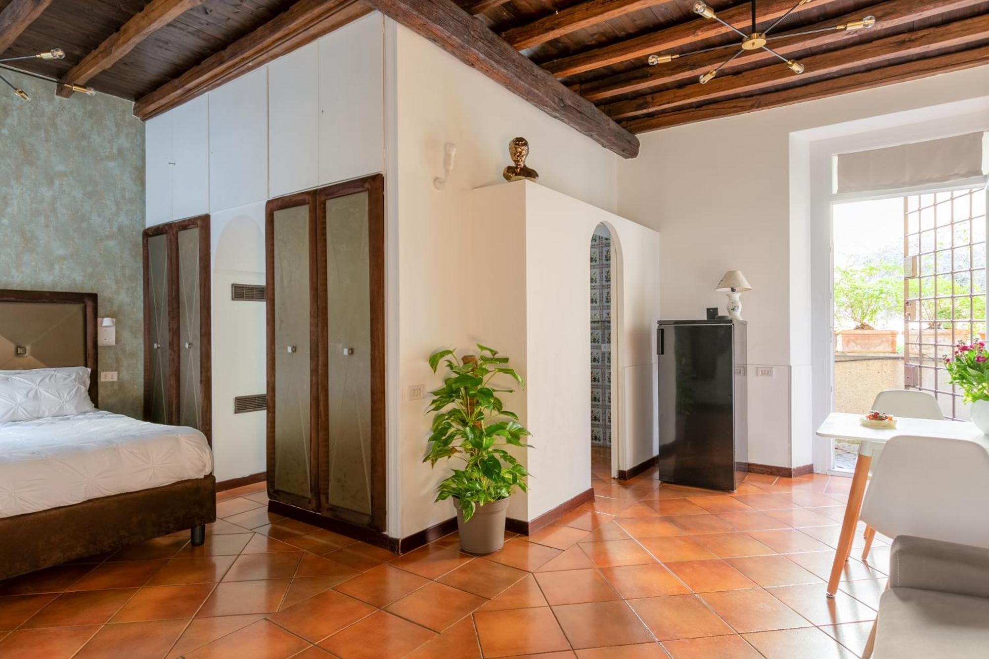 Quiet Trevi Fountain Apartment With Patio And Backyard Roma Exterior foto